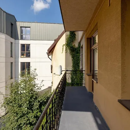 아파트 On Krupowki Street With Mountain View By Renters