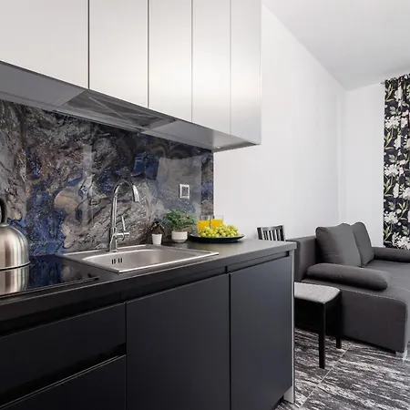 On Krupowki Street With Mountain View By Renters 아파트 *
