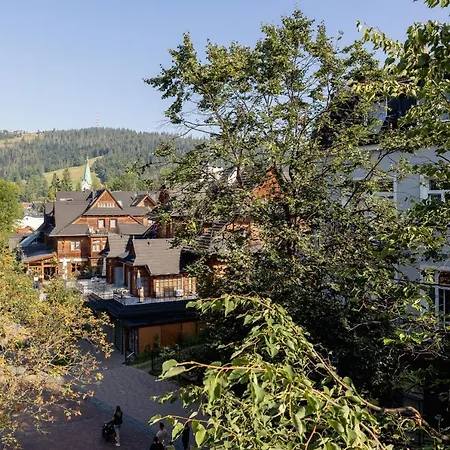 On Krupowki Street With Mountain View By Renters 아파트