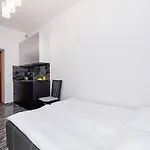 Апартаменты On Krupowki Street With Mountain View By Renters Закопане