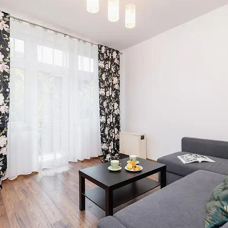 On Krupowki Street With Mountain View By Renters Апартаменты Закопане